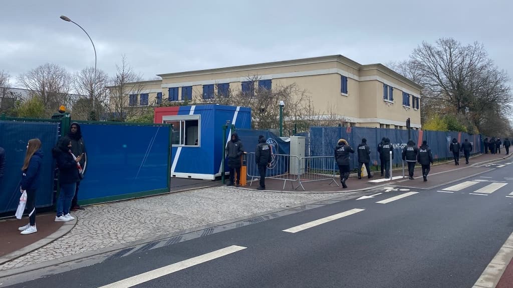Dispositif de sécurité renforcé au Camp des Loges le 12 mars 2022 Dispositif de sécurité renforcé au Camp des Loges le 12 mars 2022