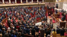 L'Assemblée nationale observe une minute de silence en hommage aux victimes de l'attaque de Strasbourg