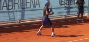 Pouille : "Il y en a qui crachent sur le maillot de l’équipe de France"