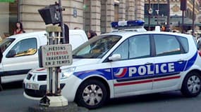 La police n'a pas encore mis la main sur les malfaiteurs.