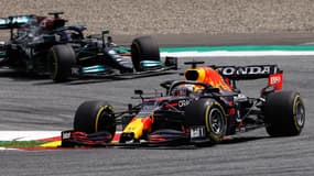 Max Verstappen et Lewis Hamilton sur le circuit de Spielberg