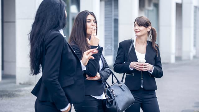 L’ensemble des mécanismes liés au tabac agit à de très faibles niveaux de consommation.