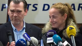 Florence Cassez et son avocat Frack Berton, jeudi 24 janvier, lors de la conférence de presse organisée à l'arrivée sur le sol français de l'ex-détenue.