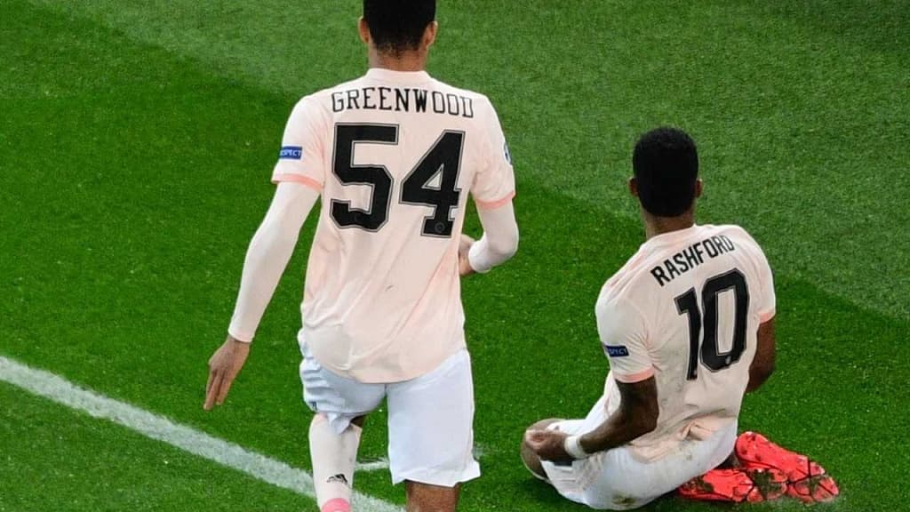 Les flocages des maillots de Greenwood et Lukaku sont différents