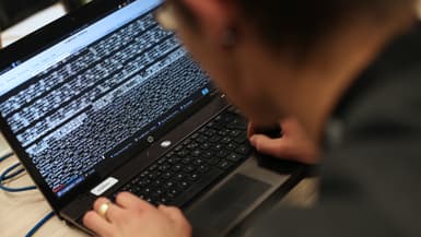 Un étudiant en école d'ingénieur lors de la première édition du Steria Hacking Challenge, le 16 mars 2013 à Paris. (Photo d'illustration)