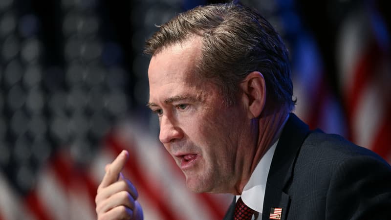 Remaniement majeur pour Donald Trump: son conseiller fragilisé Mike Waltz...