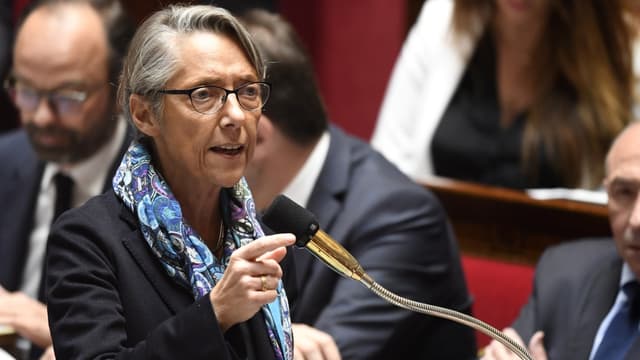 Élisabeth Borne a été soumise à un feu nourri de question à l'Assemblée sur la dette de la SNCF. 