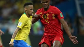 Kompany en duel avec Neymar