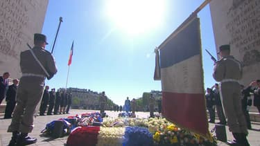 Les cérémonies sous l'Arc-de-Triomphe le 8 mai 2019.