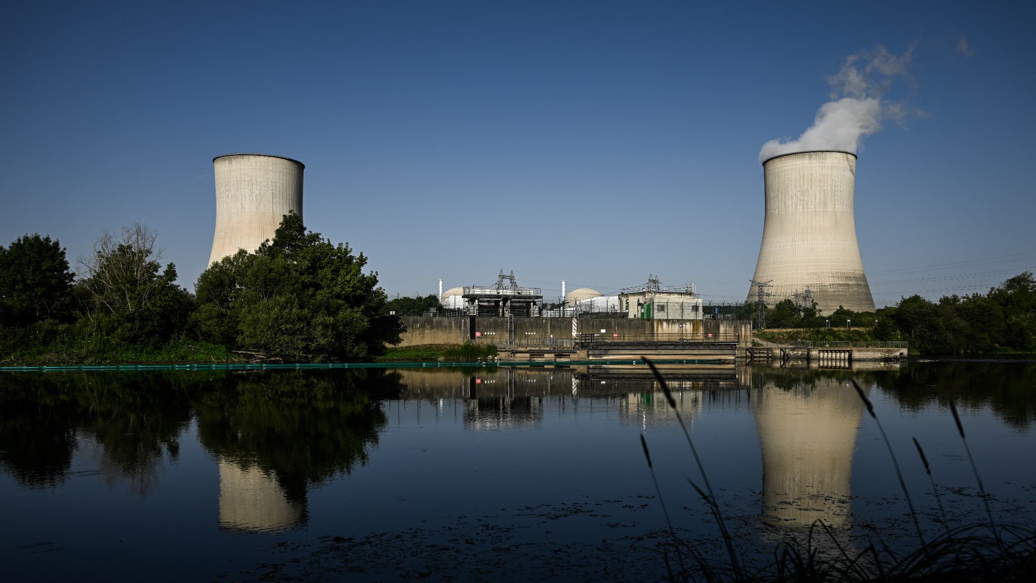Elle dispose d'une technologique unique en France: pourquoi la centrale nucléaire de Civaux peut continuer à tourner même quand il fait très chaud