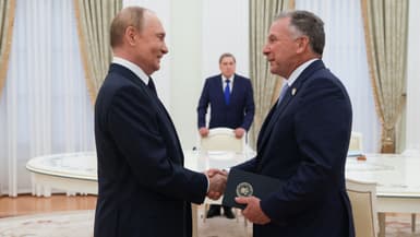 La rencontre entre Vladimir Poutine et Steve Witkoff, l'émissaire de Donald Trump, à Moscou ce 6 août 2025 (photo d'illustration). 