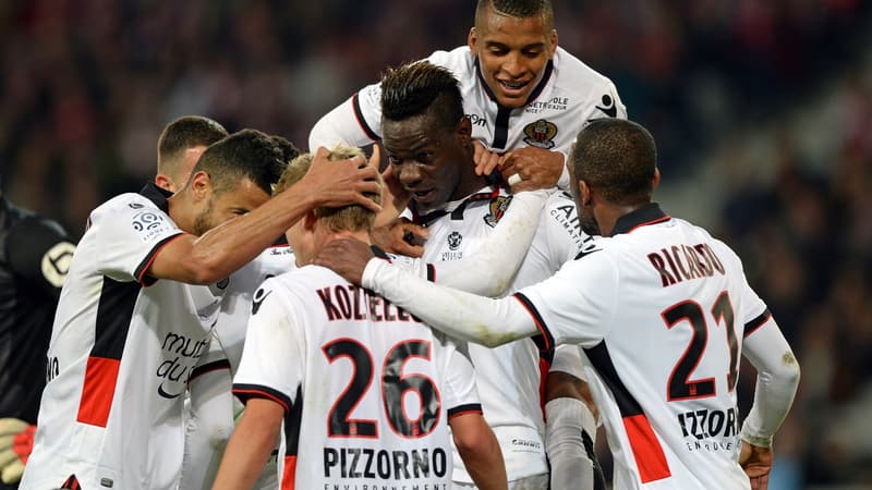 Les Niçois fêtent Mario Balotelli