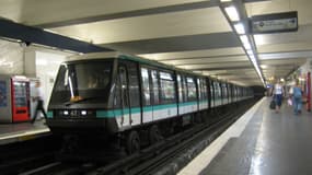 Le métro francilien ne fonctionne pas encore toute la nuit.