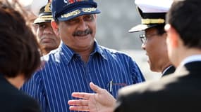 Le ministre indien de la Défense annonce que l'Inde n’achètera que 36 appareils.