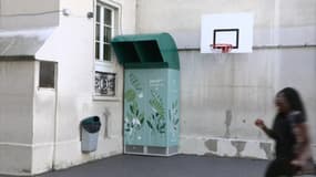 Des purificateurs d'air dans l'école Victoire dans le 9e arrondissement de Paris. 