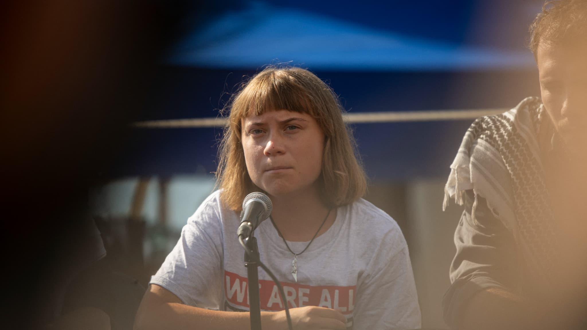 "ELLE N'A PAS REÇU SUFFISAMMENT D'EAU ET DE NOURRITURE": GRETA THUNBERG DÉNONCE SES CONDITIONS DE DÉTENTION DANS UNE PRISON ISRAÉLIENNE