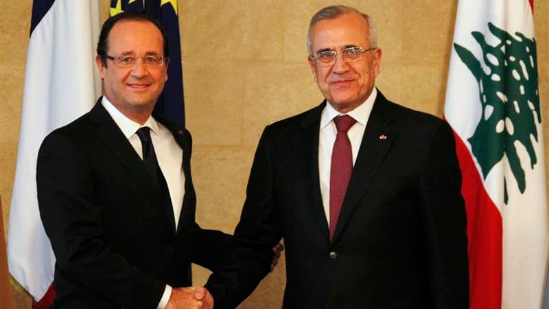 La France "s'opposera de toutes ses forces" aux tentatives de déstabilisation du Liban, a promis dimanche François Hollande lors d'un déplacement à Beyrouth, où il a rencontré son homologue libanais Michel Souleimane. /Photo prise le 4 novembre 2012/REUTE