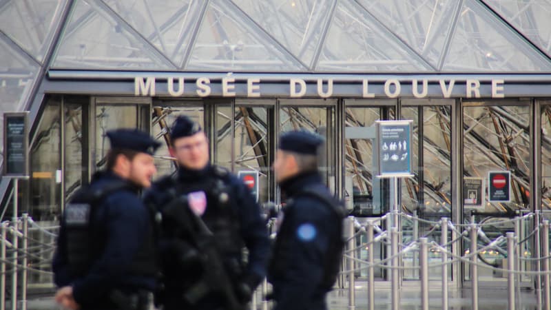 Au musée du Louvre, un policier nommé en juillet au poste de "coordonnateur sûreté" créé après le cambriolage