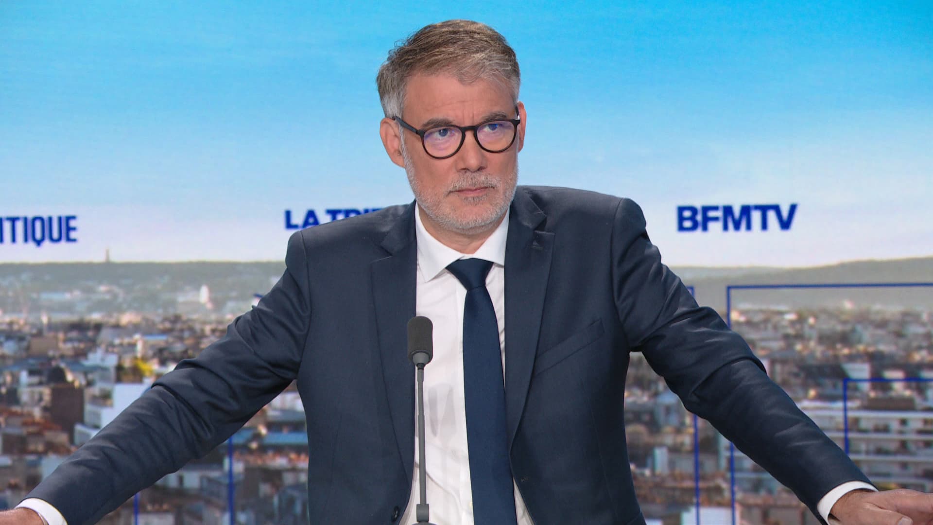 "IRRÉVOCABLE": OLIVIER FAURE REDIT LA VOLONTÉ DU PARTI SOCIALISTE DE NE PAS VOTER LA CONFIANCE À FRANÇOIS BAYROU