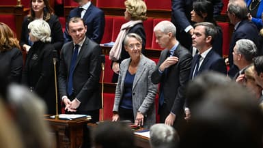 Élisabeth Borne avec une partie de ses ministres le 3 novembre 2022 à l'Assemblée nationale 