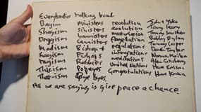 Les paroles de la chanson "Give Peace a Chance", écrite par John Lennon en 1969. 