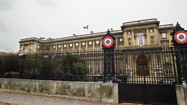 Les agents du ministère des Affaires étrangères qui travaillent dans les ambassades et consulats constituent 37% de la classe des mieux payés
