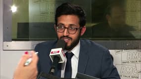 Julien, de l'association "Entreprendre pour apprendre", intervient en milieu scolaire 