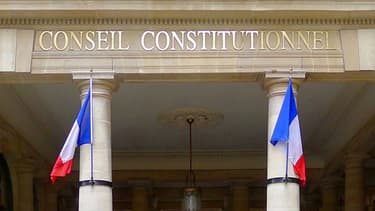 Le Conseil constituionnel valide la loi sur le mariage homosexuel.