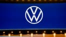 Le logo de la marque Volkswagen photographié ici à Hambourg le 15 mars 2023, pendant une présentation 