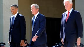 Barack Obama, George W. Bush et Bill Clinton, ici en 2013