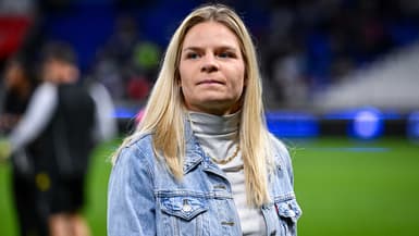 Eugénie Le Sommer a décidé ce continuer avec les Bleues.