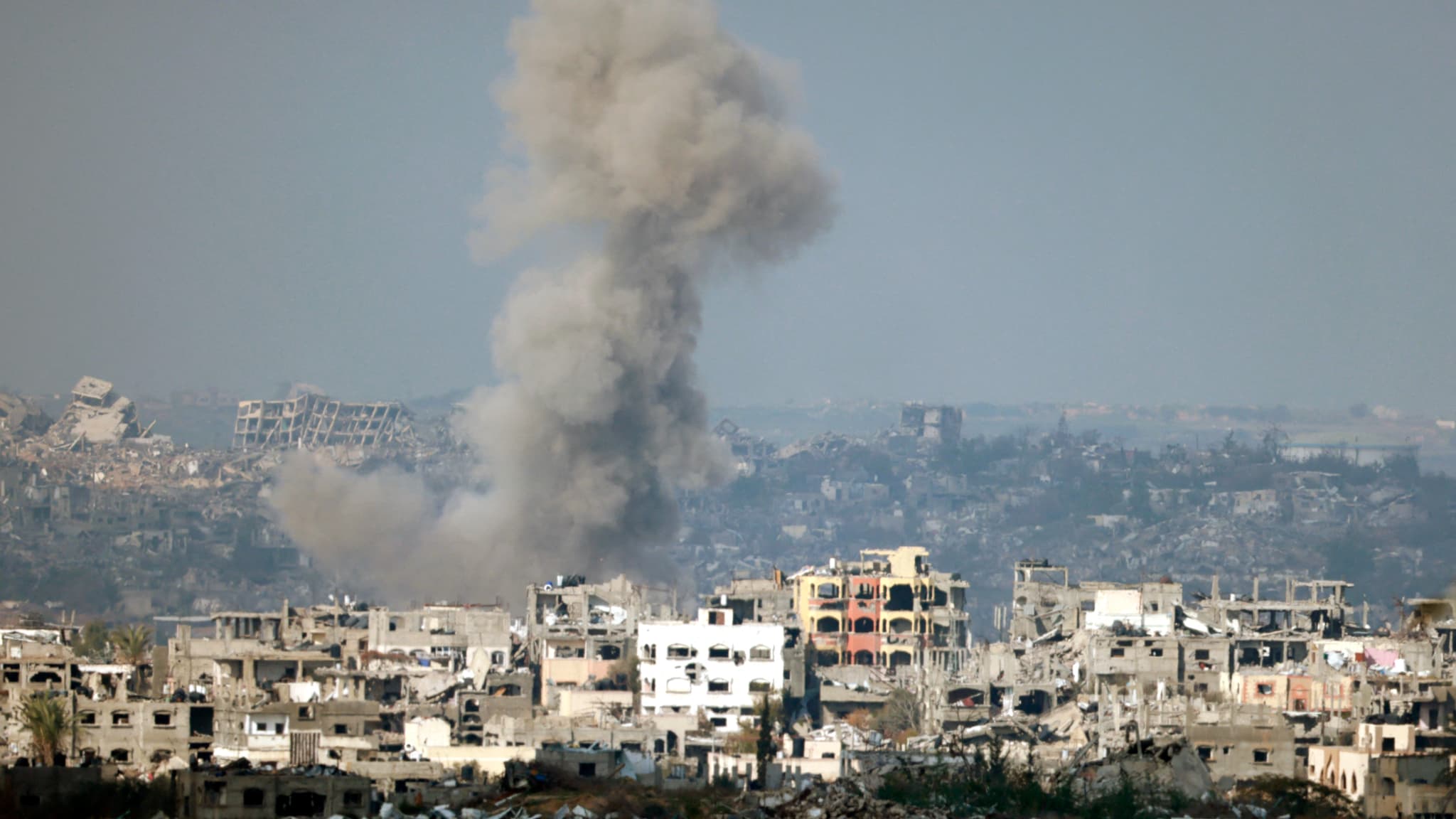 Gaza: Israël bombarde environ "50 cibles" en 24 heures, le Hamas ...