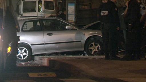 Samedi soir à Chelles (Seine-et-Marne), un chauffard ivre et sans permis a tué personnes dans un arrêt de bus.