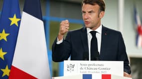 Emmanuel Macron à Laval le 10 octobre 2022.