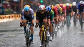 Matej Mohoric et Wout van Aert, le 27 juillet 2025 sur le Tour de France