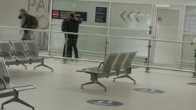 Des scènes de retrouvailles à l'aéroport Roissy-Charles-de-Gaulle, le 2 août 2023 