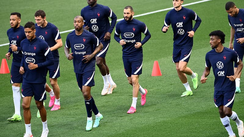 Equipe de France: Benzema à la table de Varane, Griezmann et Giroud