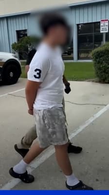 États-Unis: un ado de 13 ans arrêté après avoir demandé à ChatGPT comment tuer un camarade de classe 