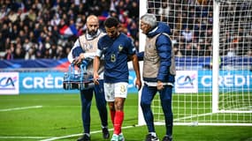 Warren Zaïre-Emery sorti sur blessure lors de sa première sélection avec l'équipe de France, 18 novembre 2023