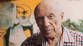Pablo Picasso à son domicile de Mougins, le 13 octobre 1971 dans les Alpes-Maritimes