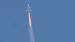 Le vol du vaisseau de Virgin Galactic vers l'espace le 11 juillet 2021 depuis Spaceport America, près de Truth and Consequences au Nouveau-Mexique