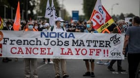 Manifestation à Nozay le 10 septembre 2020 des salariés de Nokia contre le plan social qui prévoit la suppression de 1.233 emplois en France 