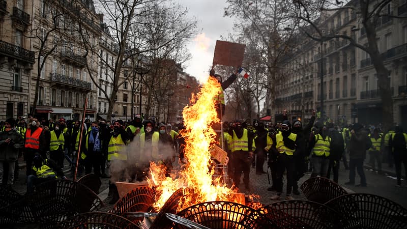 A Paris, les dégâts sont beaucoup plus importants que la semaine dernière, estime Emmanuel Grégoire.