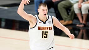 Le Serbe Nikola Jokic, désigné meilleur joueur de la saison (MVP), lors d'un match contre les Portland Trail Blazers à Portland (Etats-Unis) le 29 mai 2021