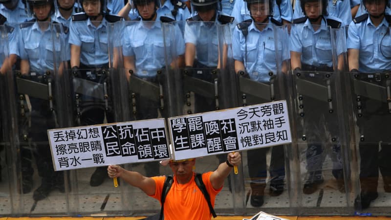 Manifestations à Hong Kong, le 27 septembre 2014.