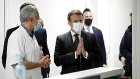 Emmanuel Macron sera accompagné du ministre de la Santé Olivier Véran. 


