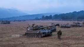 L'armée israélienne occupe une position dans un lieu non divulgué dans le nord d'Israël, à la frontière avec le Liban, le 8 octobre 2023.