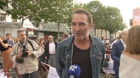 Jean Dujardin sur les Champs Elysées, dimanche 7 juillet, à l'occasion de la projection de OSS 117.
