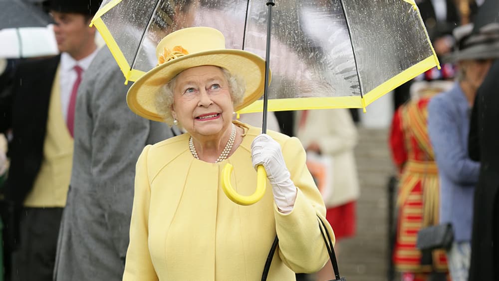 Elizabeth II en juin 2014. Elizabeth II en juin 2014.