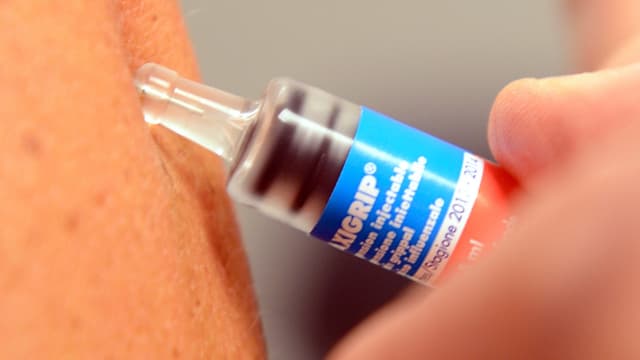 Une vaccination contre la grippe, octobre 2013.